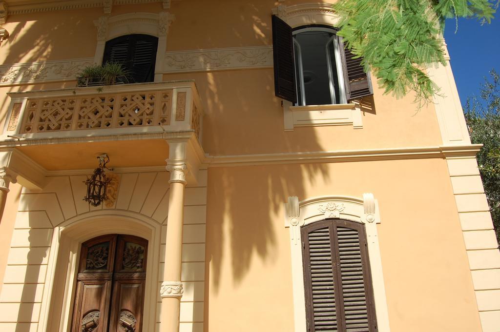 Arena Alfieri B&B Ливорно Экстерьер фото